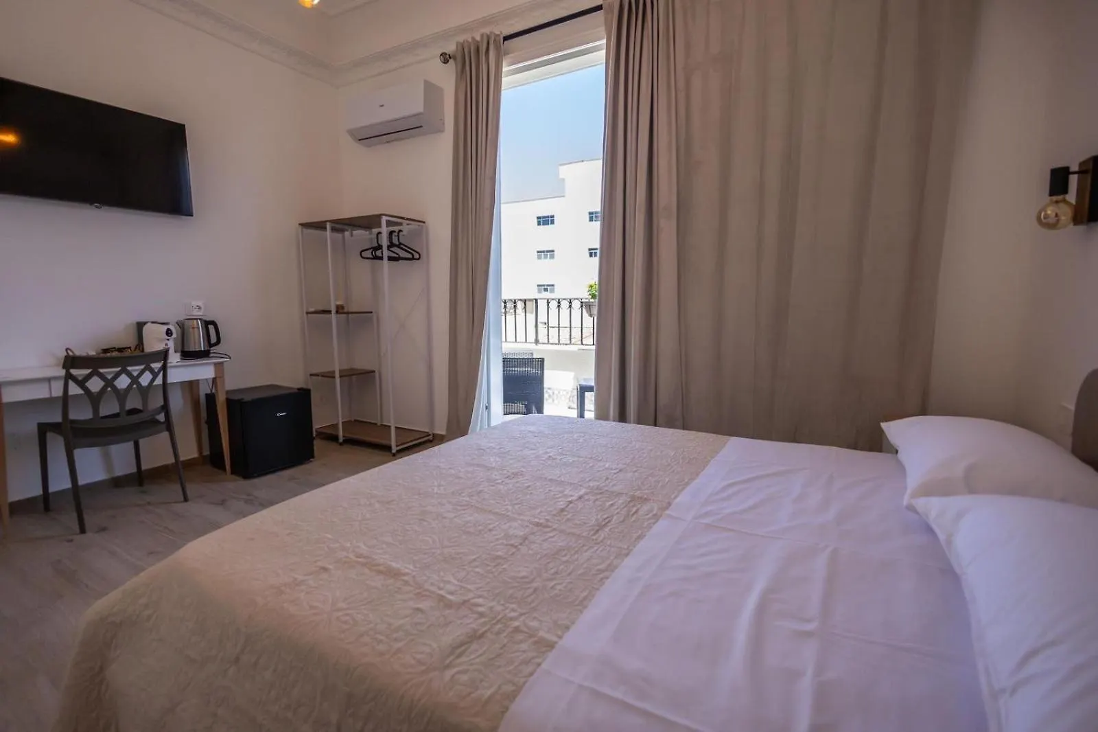 Mangano Suites Palermo Pensión